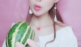 娱乐吃瓜酱假装打电话,明星幕后故事大揭秘！