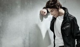 占有欲吃瓜娱乐,吃瓜娱乐背后的情感纠葛