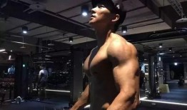 娱乐吃瓜酱肌肉男,娱乐吃瓜酱眼中的健身达人风采